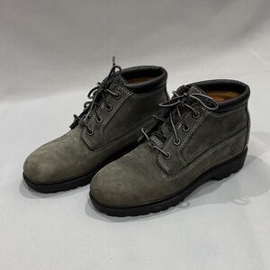 Timberland Waterproof Suede Boots – Women’s Size 7.5M